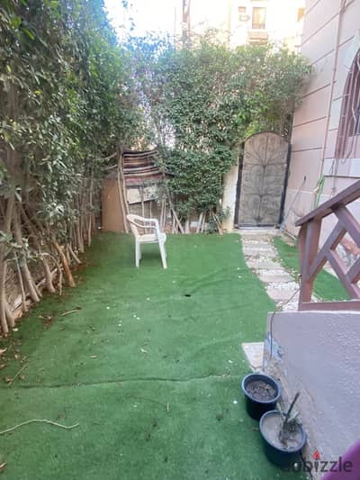 Studio opportunity and catch in the garden for sale at a special price for those with opportunities