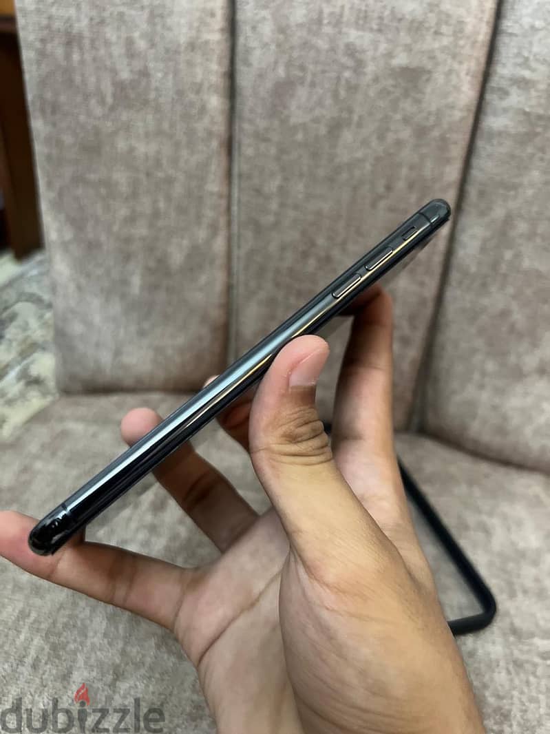 Apple - iPhone XS Max 2