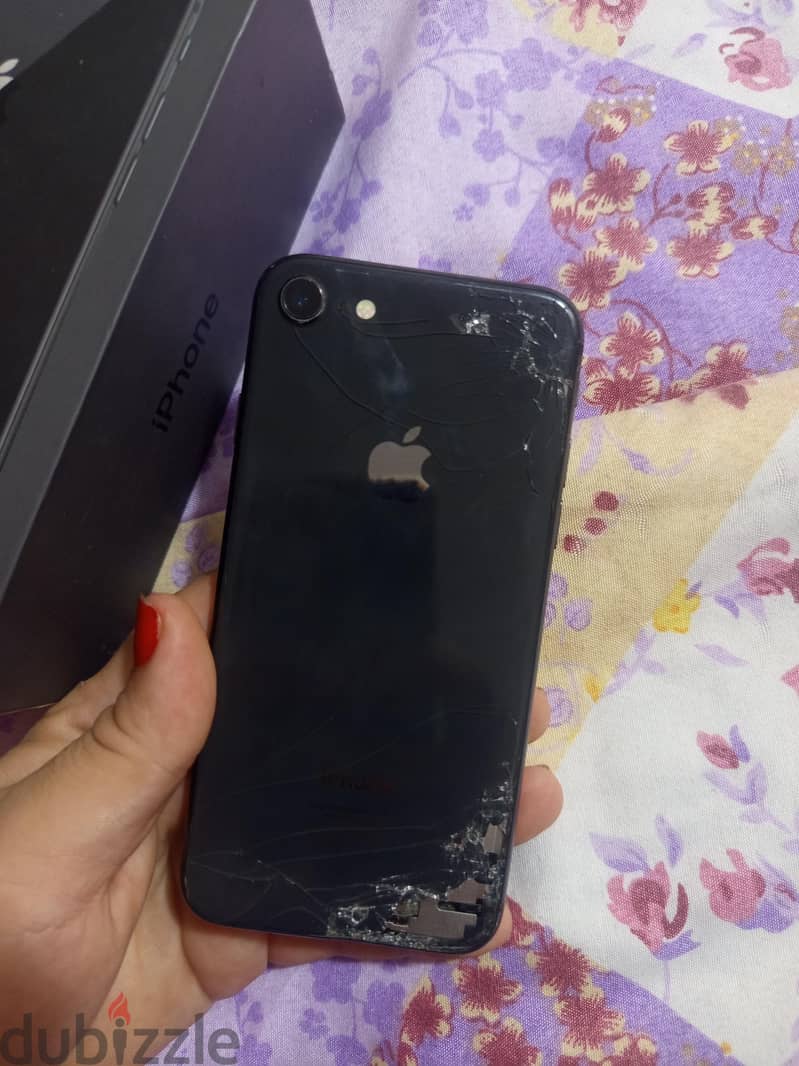 Apple - iPhone 8 1