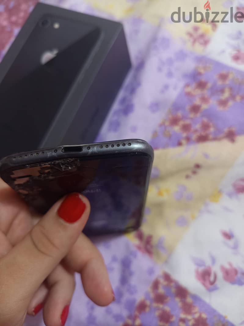 Apple - iPhone 8 2