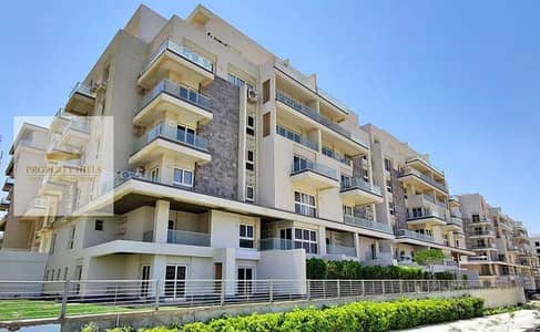 At the lowest price in the market, an apartment ready for immediate delivery for sale, suitable for living in the Fifth Settlement near the most important main arteries.