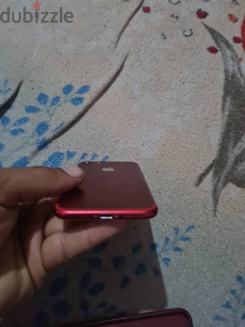 Apple - iPhone 7 1