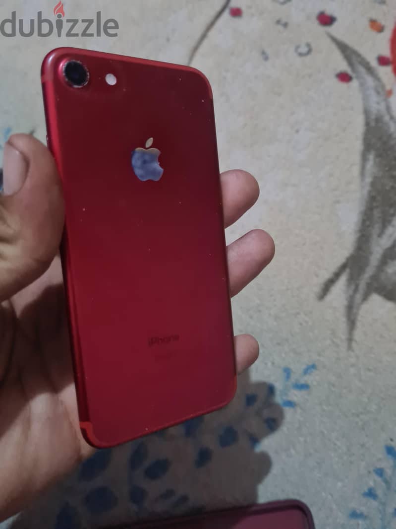 Apple - iPhone 7 5