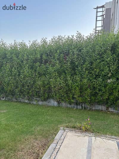 Villa for rent in Wasal Views compound in a prime location within the compound with a direct view of Wide Garden. 460m