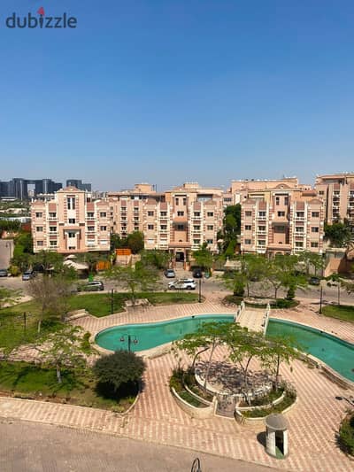 Penthouse for rent with kitchen and air conditioning in Compound Continental Sheikh Zayed