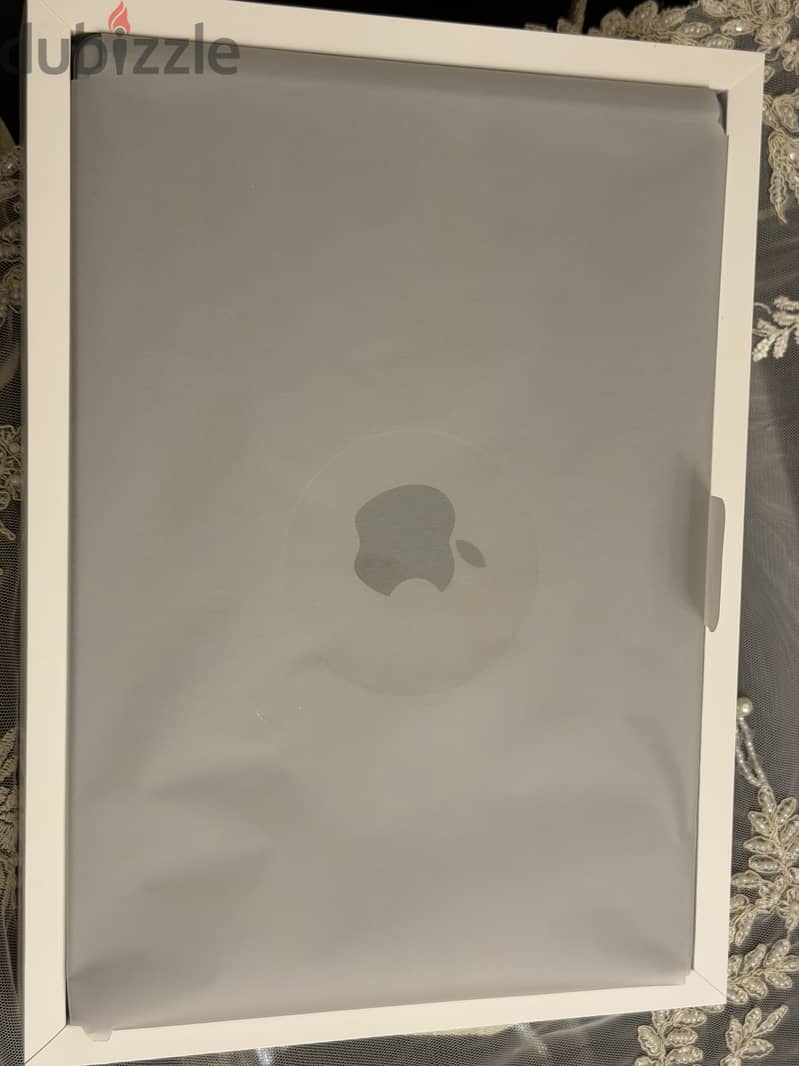 MacBook pro 14 inch 2