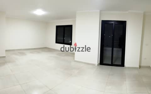 مقر إداري للإيجار بالتكيفات في مدينة نصر 200م 3 غرف متفرع من شارع الطيران مرخص إداري في برج حديث اداري