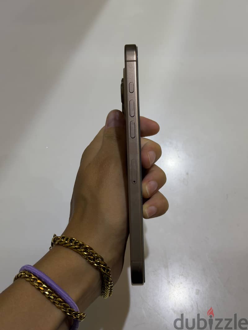 Apple - iPhone 16 Pro Max 2