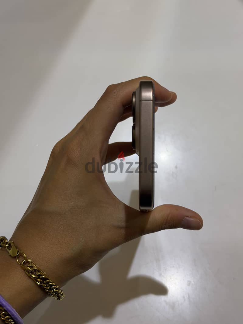 Apple - iPhone 16 Pro Max 5