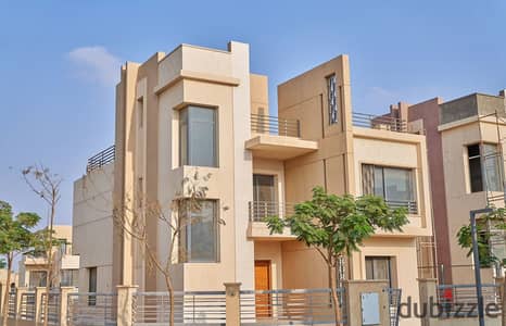 فاميلي هاوس بجاردن 240جاهزة للسكن للبيع في الما امام اركان