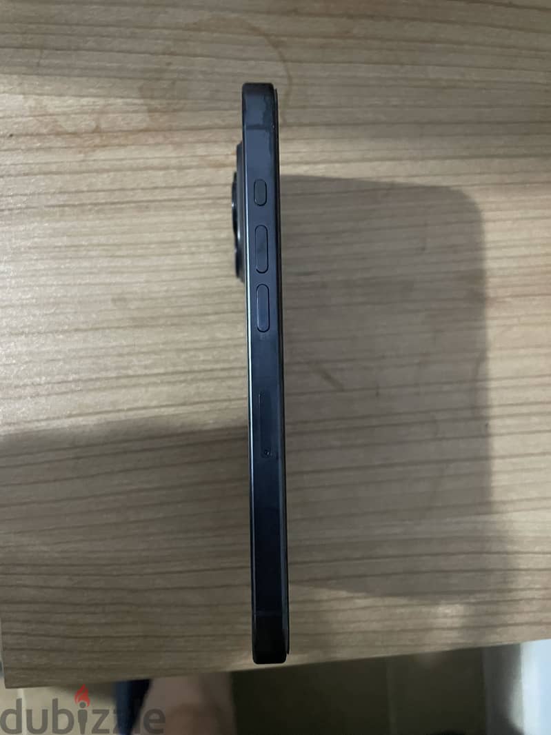 Apple - iPhone 15 Pro 2