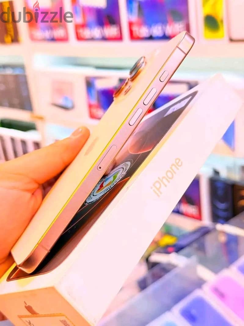 Apple - iPhone 16 Pro Max 1