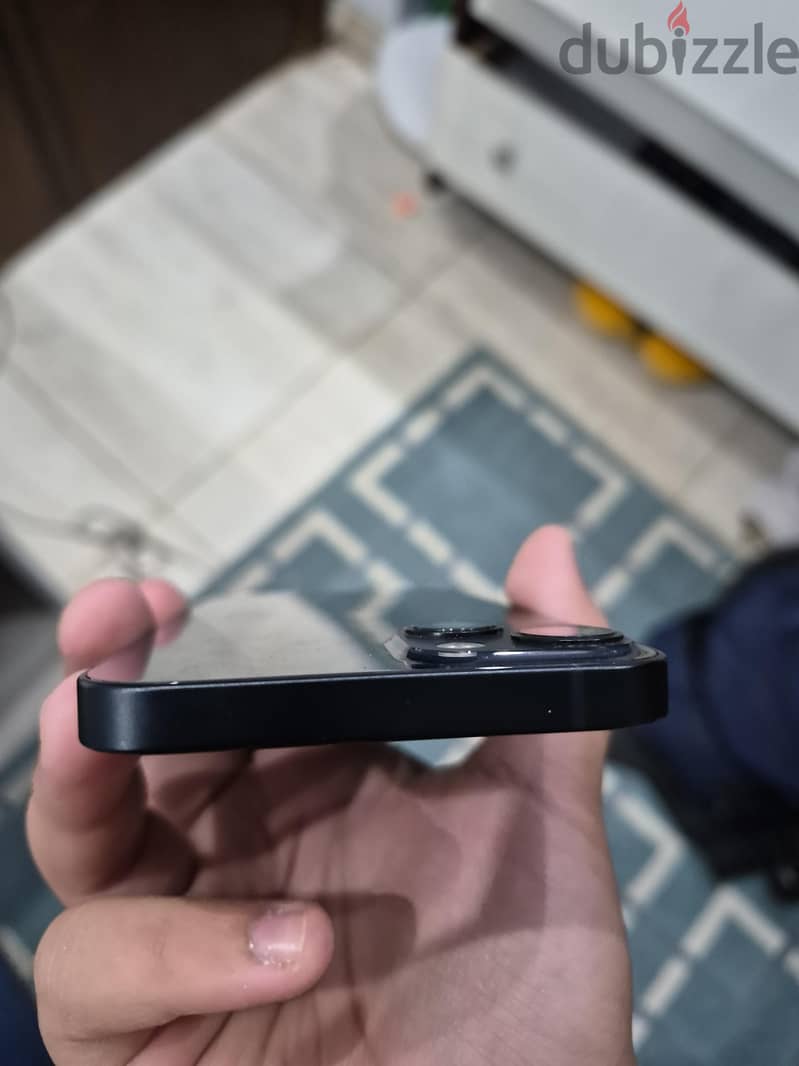 Apple - iPhone 13 2