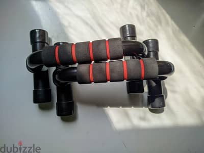 مقابض ضغط S-Shape Push-Up Bars بمقابض فوم حالة ممتازة - سموحة