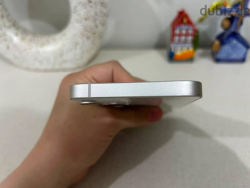 Apple - iPhone 13 7