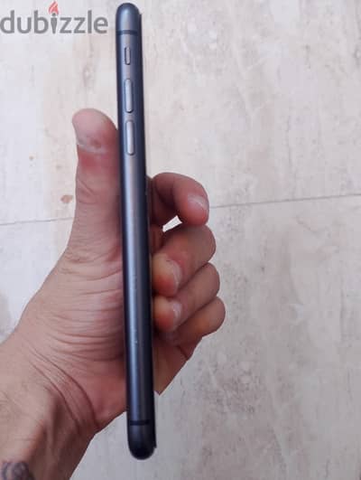 Apple - iPhone 11