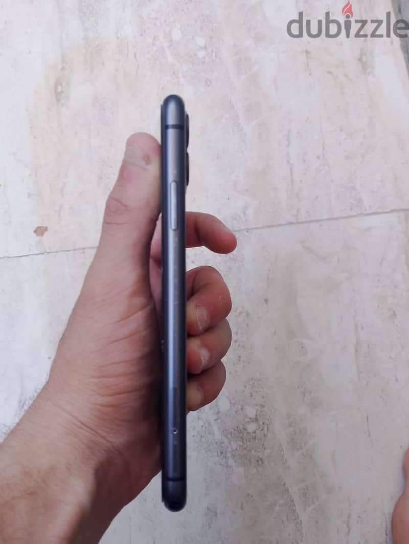 Apple - iPhone 11 1