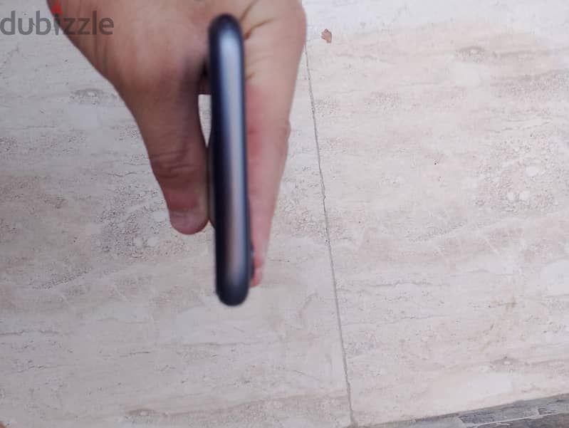 Apple - iPhone 11 2