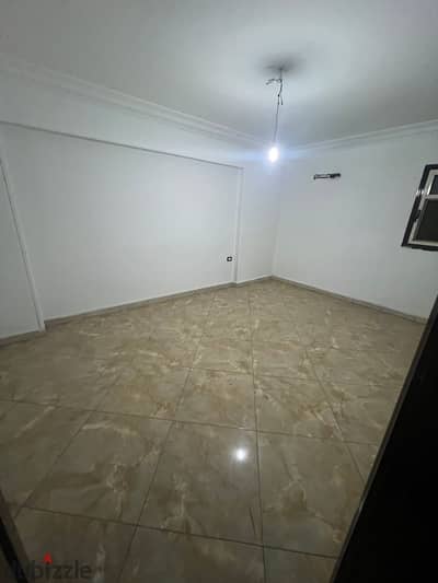For rent administrative 220 meters on Al-Nahhas Street, a very distinguished location for companies