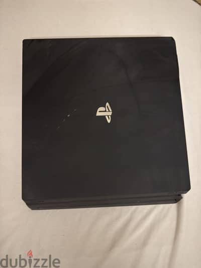 PS4 pro 1T مستعمل للبيع
