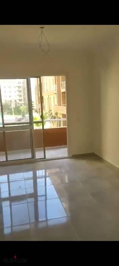 لو فاتتك مش هتلاقيها تاني . دور اول امامي مالك اول مرحله تانيه بحري صريح غير مجروحه