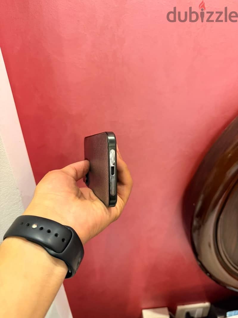 Apple - iPhone 16 Pro Max 6