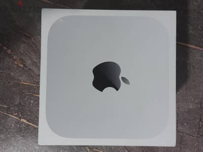 Mac mini m4 - 2024 ( like new )
