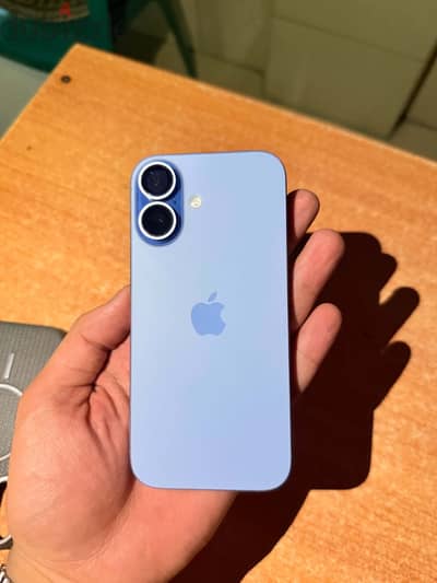 Apple - iPhone 17