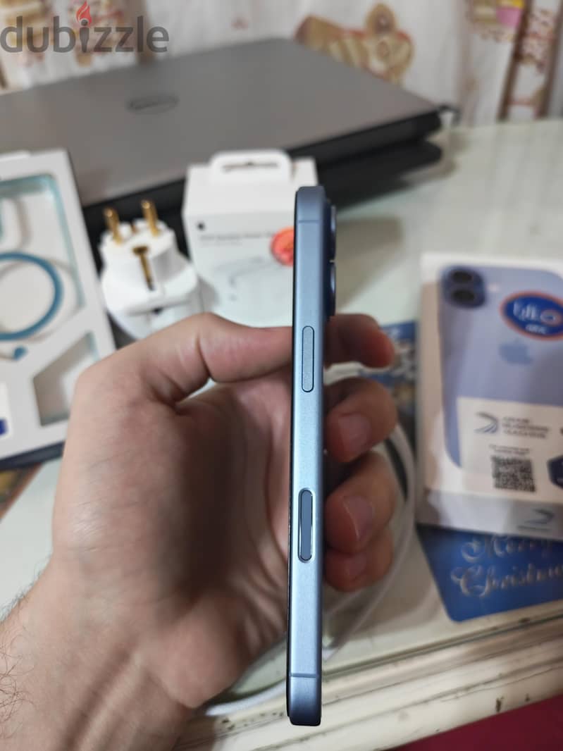 Apple - iPhone 17 3