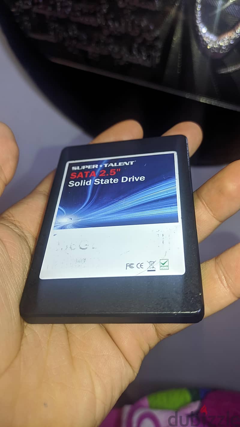ssd 256 gp 100% 3