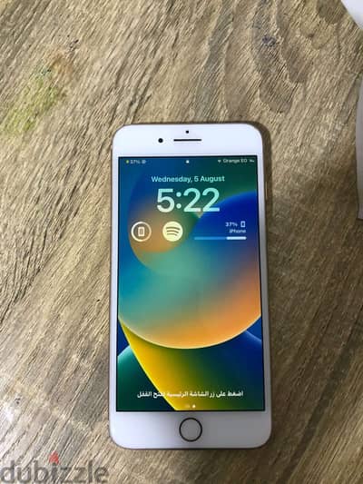 ايفون 8 بلس