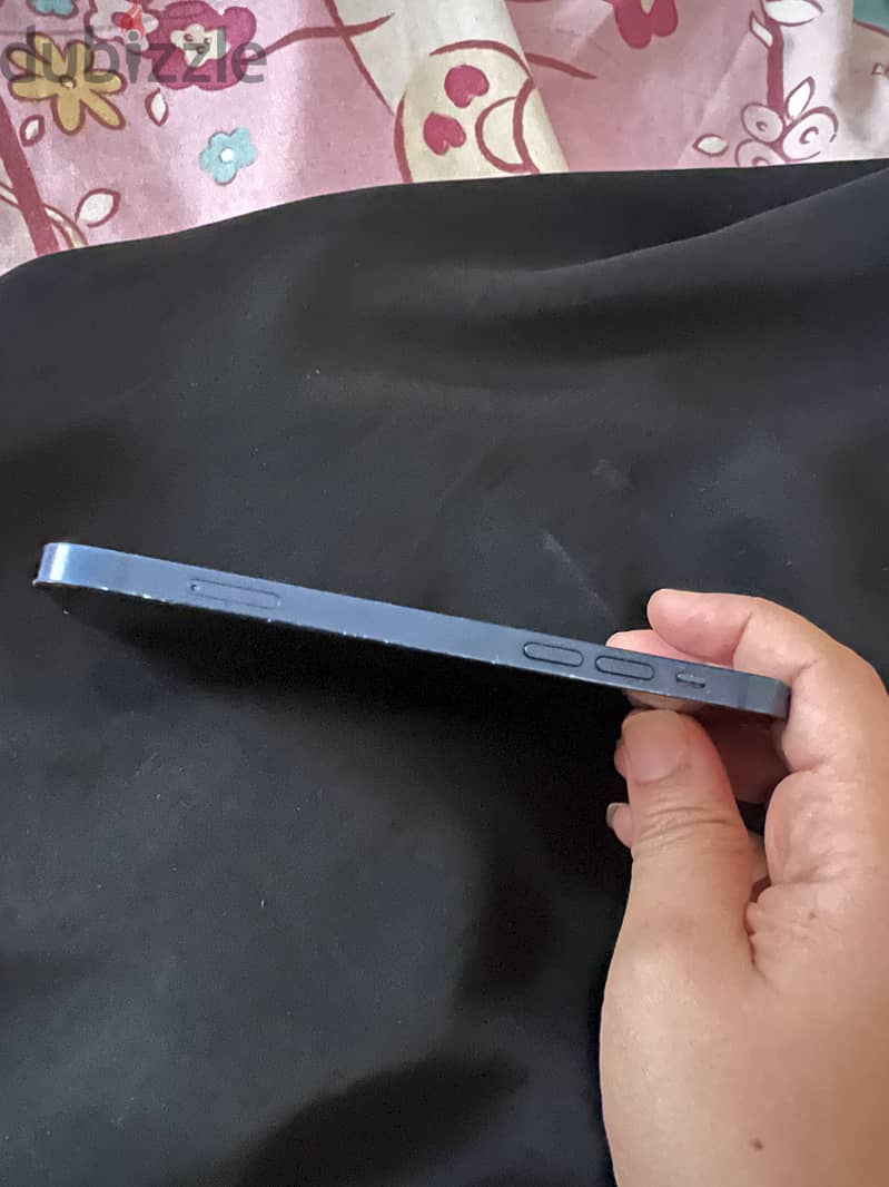 Apple - iPhone 12 1