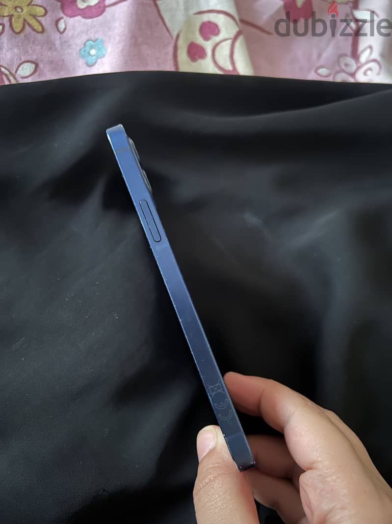 Apple - iPhone 12 4
