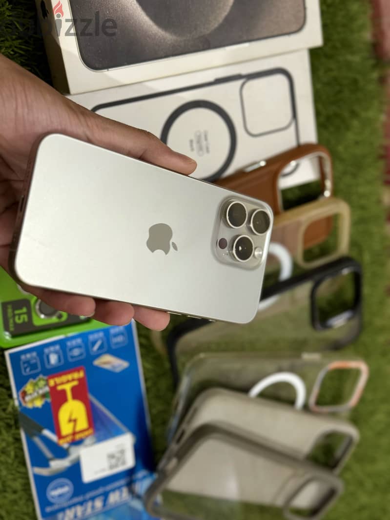 Apple - iPhone 15 Pro Max 3