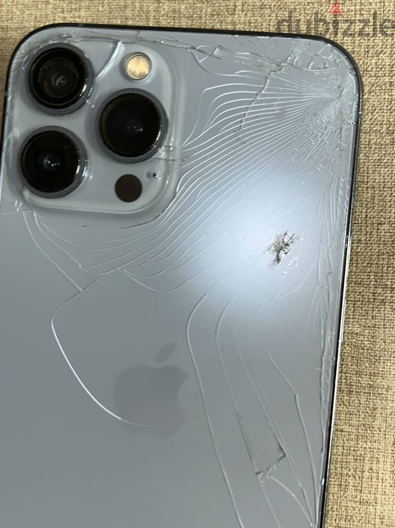 iPhone 13 Pro Max 2
