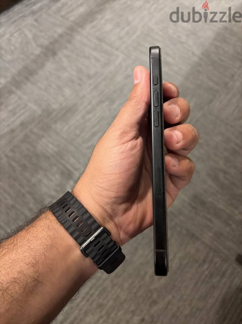 Apple - iPhone 16 Plus 2