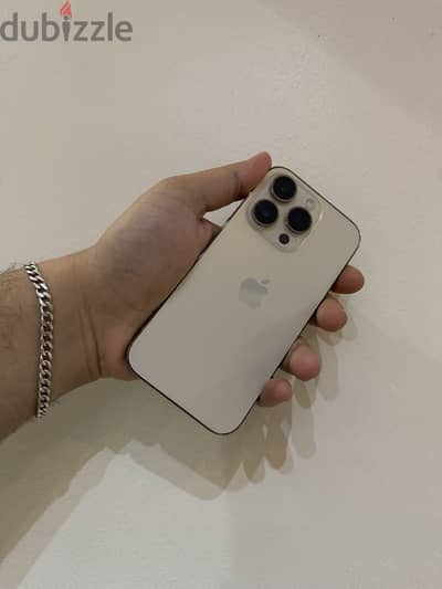 Apple - iPhone 14 Pro 256 شارحتين بدون خدش لسرعة البيع