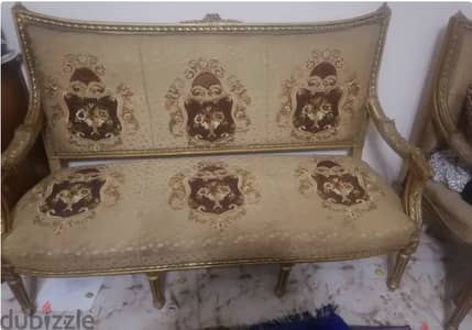 صالون كنبه و ٤ كراسي َوترابيزه سطح زخام