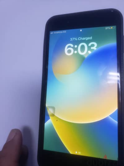آبل - آيفون 8 بلس