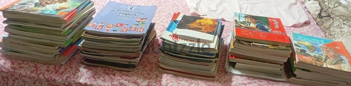 للبيع كتب سنة ٦ و اولى اعدادى  بسعر رمزي