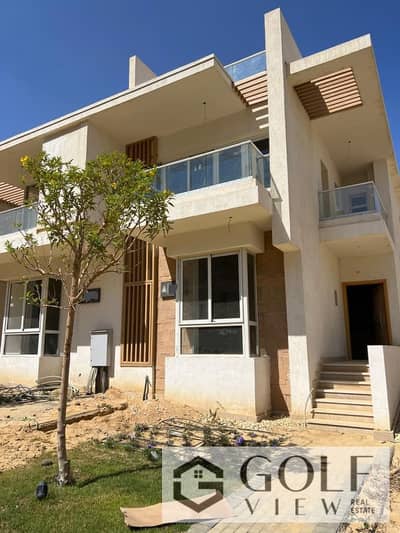 For Sale (Villa) Townhouse – Immediate Move-In at Mountain View iCity, El Tagamoa – New Cairo  Prime Location in the Heart of the Project  Stunning, U