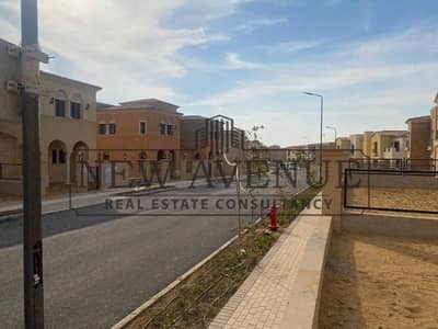 تاون هاوس في افضل موقع في سيتي جيت استلام فوري موقع مميز يطل على مساحات خضراء - City Gate