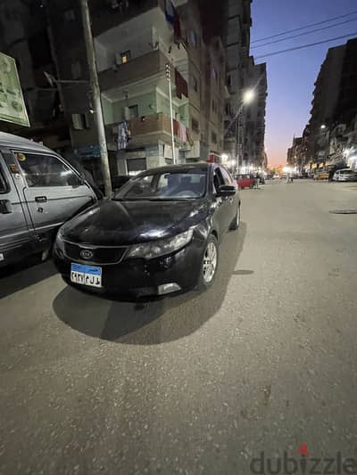 يوجد سيارات ملاكي للسفر والمشاوير والزفف بالسائق فقط
