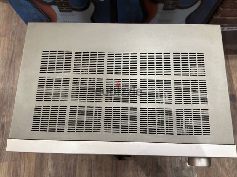 Amplifier Yamaha RX-V350 4