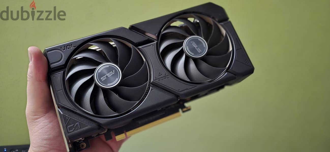 Nvidia RTX 4070 ASUS Dual 12GB OC 1