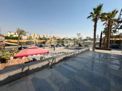محل تجاري كبير للإيجار، سعر لقطة - الجولدن سكوير، القاهرة الجديدة