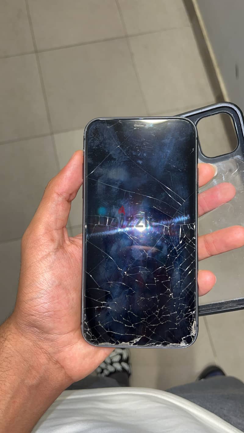 Apple - iPhone 11 1