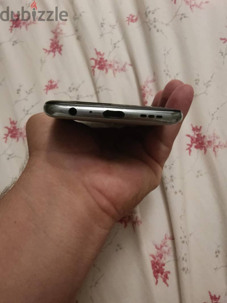 OPPO Reno6 2