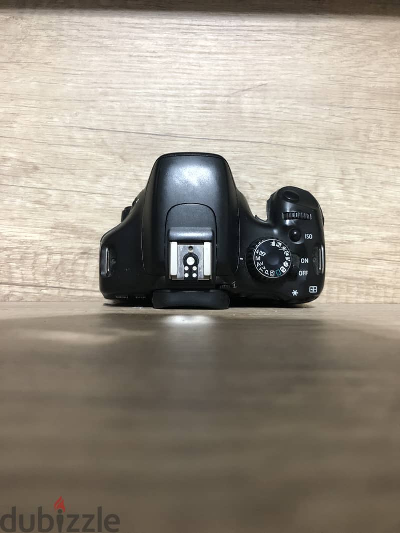 Canon EOS 550D + 18-55 mm kit lens 8