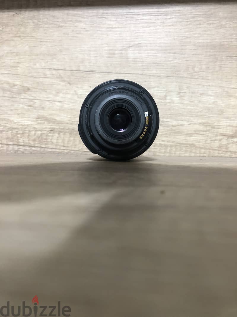 Canon EOS 550D + 18-55 mm kit lens 12